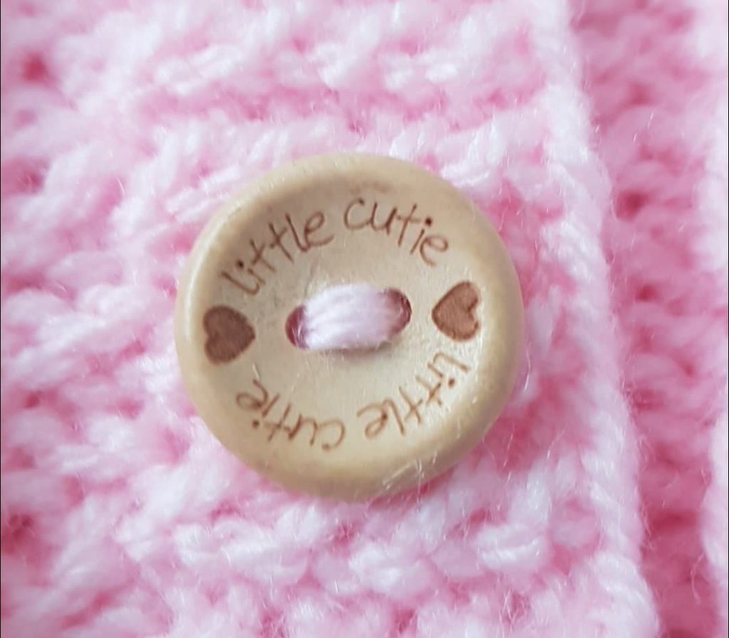 Little Cutie Wooden Buttons ⋆ Designed by Donna Little Cutie Wooden