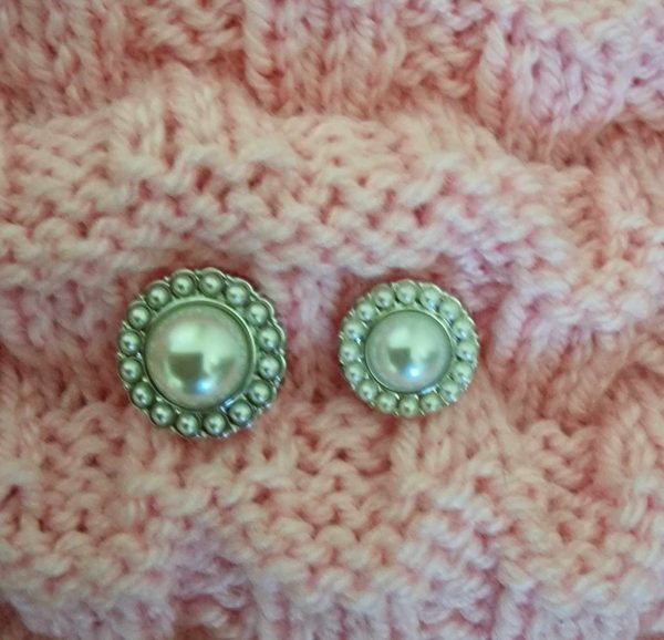 Pearl Buttons - Image 8